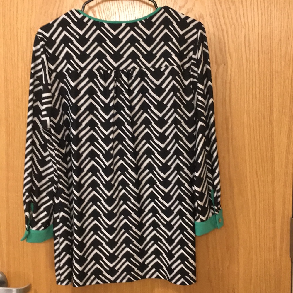Blouse - Picture 2 of 3